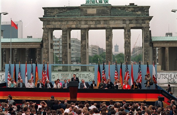 ReaganBrandenburg1.jpg